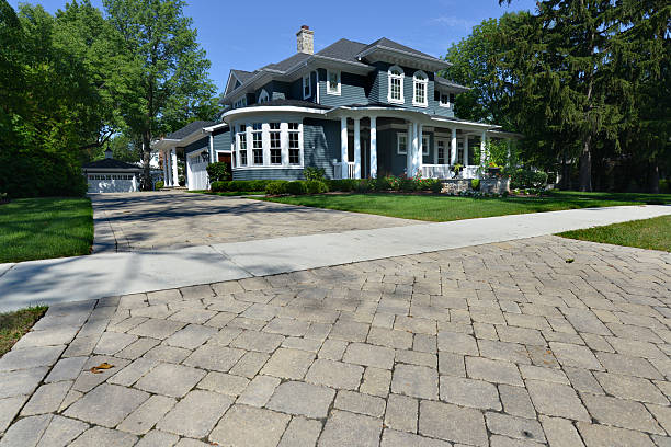 Best Asphalt Driveway Paving in Forest City, IA